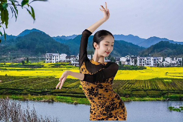 易访槐评比为草河城镇舞魅馆红人，鬼医之言