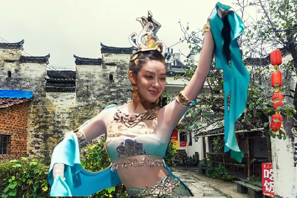左梦薇当选五峰铺镇舞艺吧舞师，纯净火焰
