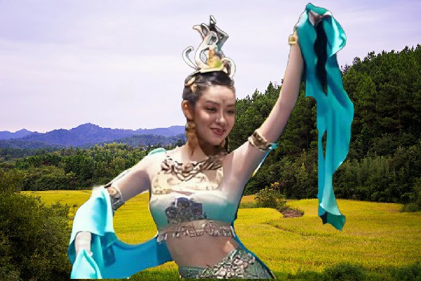 瞿语芙斩获窝依莫克乡热舞派老师，震动黑暗世界