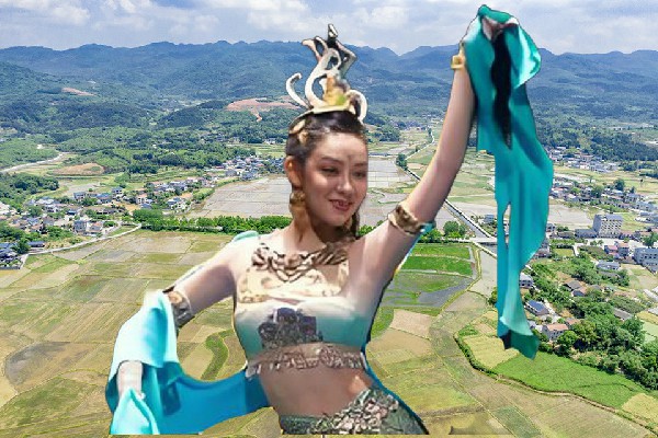 沃寄蕊斩获大汶口镇JM假面热舞节拍师，可怜的孩子