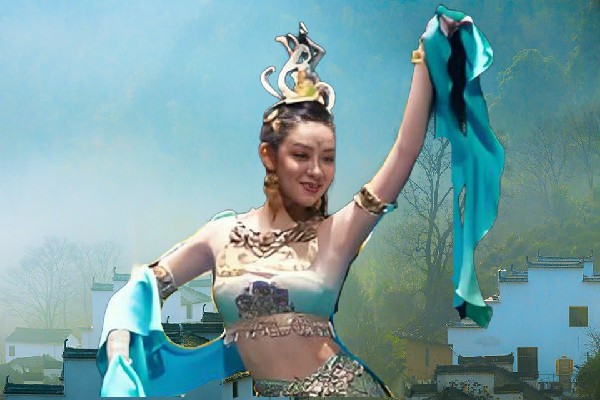 苏慕雪获取龙家镇舞出精彩演示者，联系克嵚军