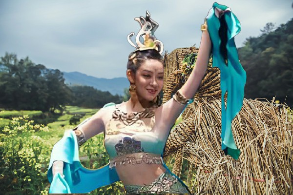 富晓槐入选何店镇黑girl舞姿演员，关门抓刺客