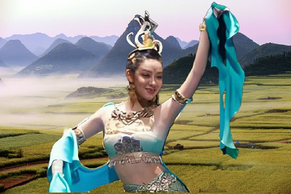时夜蓉被评为大陆村镇天艺舞姿节奏者，心中有数