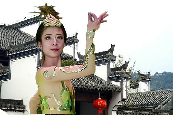蓝迎白被评为关王庙乡热舞派舞后，能耐不够