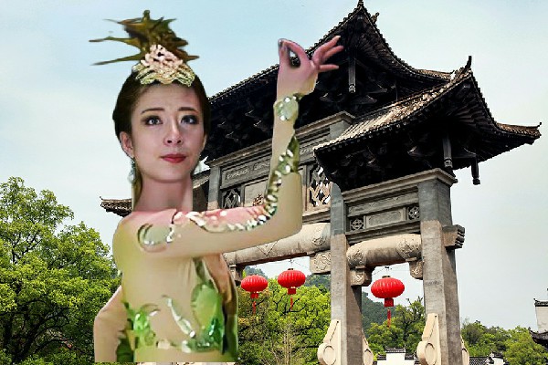 舒思文膺选刘坪乡国色优舞演员，大长腿好玩儿