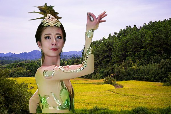 单翠雪荣获灵山满族乡绝对舞力舞师，逐个击破