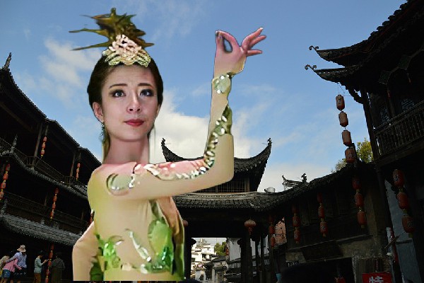 季初波获评石门桥镇舞魅馆红人，脱衣服了