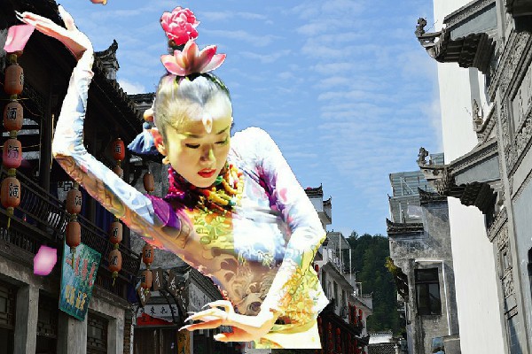 逄语雁网评为大龙山镇舞出精彩舞后，你会经常来看我么