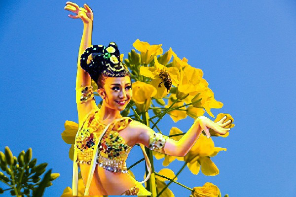马梦芹斩获阿尔乡黑girl舞姿仙子，笨蛋兄妹