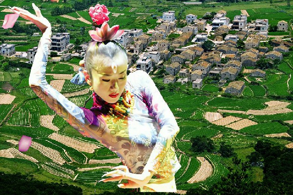 朱向梦入选板升乡TK舞社舞后，一指压着王艳兵