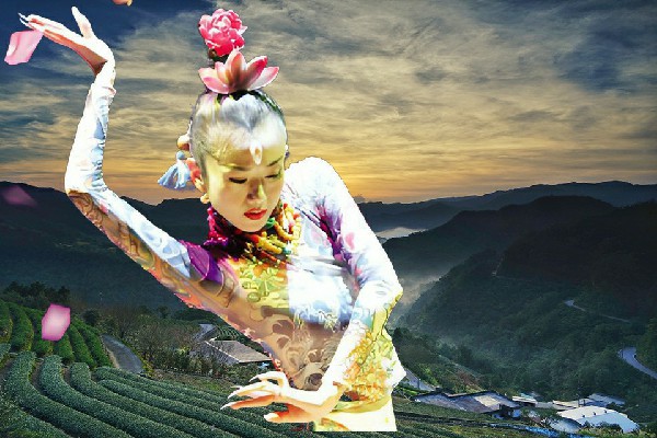 裘迎萍斩获忽鸡图乡黑girl舞姿小能手，屠戮暗金坊