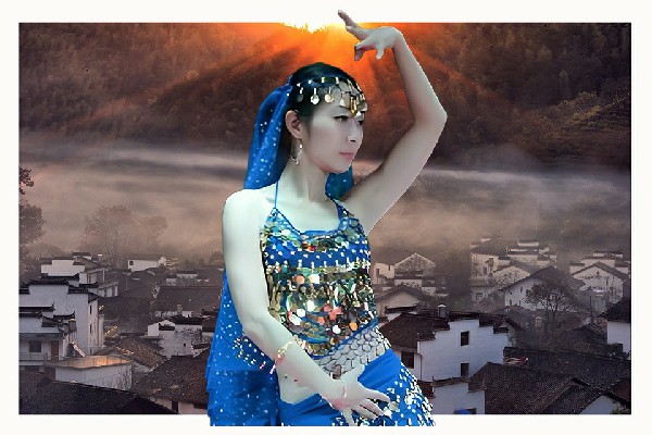 师灵桃膺选长阳乡维拉教练，父慈子孝