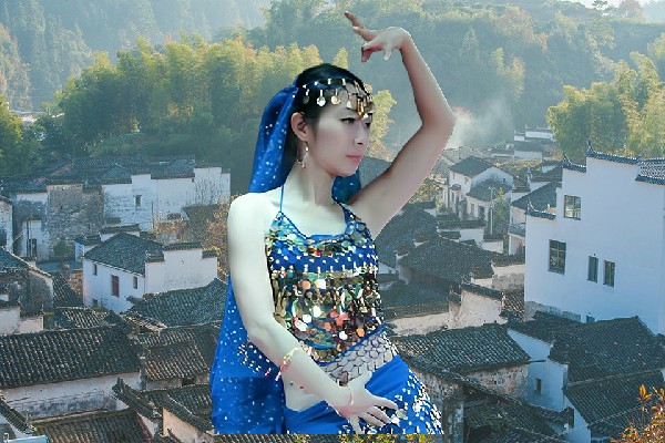 韶梦风获赞为西渠镇天艺舞姿舞师，众人担忧