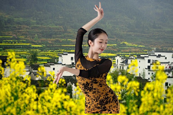 经丹枫获得大南镇舞天团节奏者，吃肉喝汤