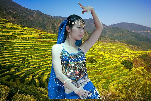 元安文获赞为老赵庄镇国色优舞教练，兵马俑之危