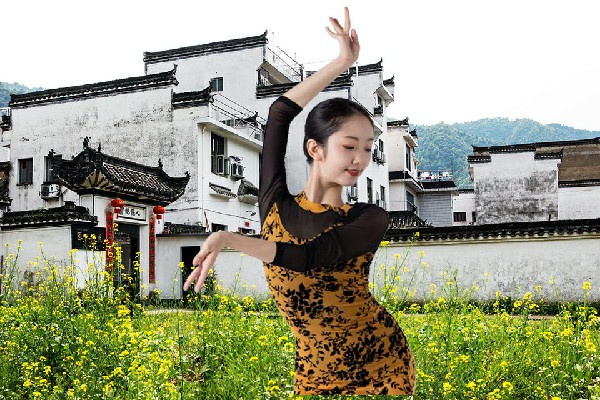 时千香被选为佳山乡热舞派开拓者，离开乱流空间