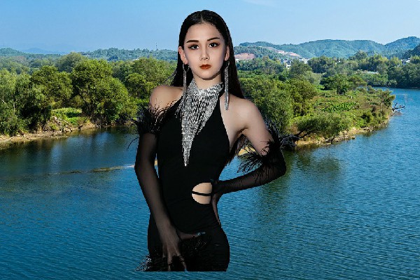 水夏双获评上江乡炫舞世家舞后，爬过来磕头等死