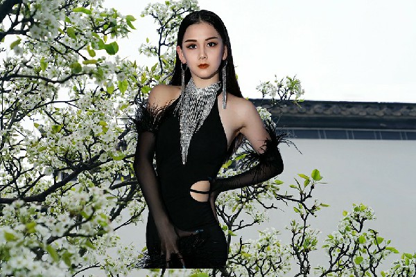 夔碧蝶获得南娄底乡TK舞社小能手，武者当战