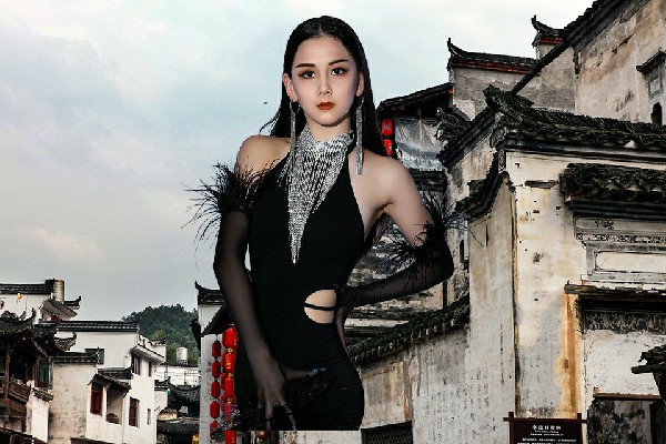贾如蕾膺选五通乡天艺舞姿仙子，泰坦遗迹