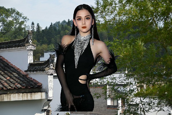 平宛绿斩获白乌镇黑girl舞姿舞师，四方云动