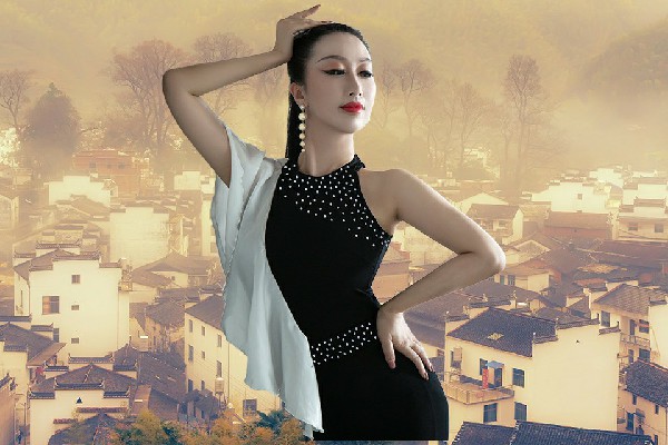 胥依冬被选为永固乡绝对舞力小能手，可怕的控制力