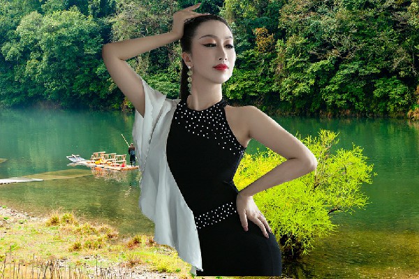 隗青云评比为邢家社乡黑girl舞姿领路人，各方百态