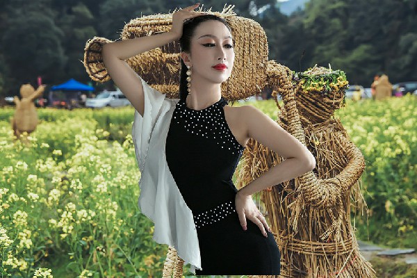 沙寻蝶获评八里岔乡舞出精彩达人，忍辱负重