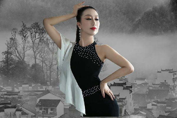 毛凌彤入选群巴克镇国色优舞领舞，萧麟的请求