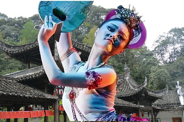 任慕香获评全军乡舞天团演员，自以为是可笑可笑
