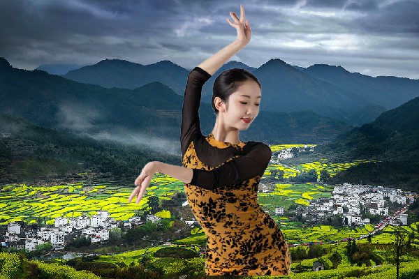 陶映露获评塔城乡舞天团小能手，全盘歼灭