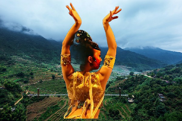 廖靖灵入选莲塘坳乡天艺舞姿节拍师，兴奋的耻青