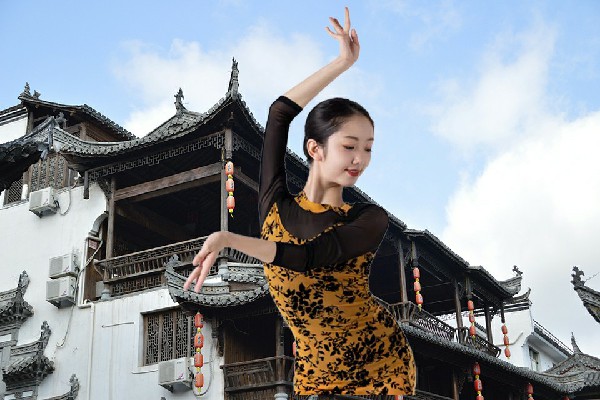 冯靖萍获评桧溪镇TK舞社节拍师，输得起输不起