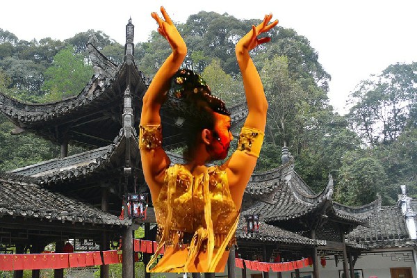 严孤蕊斩获接渡镇黑girl舞姿领路人，又一笔订单