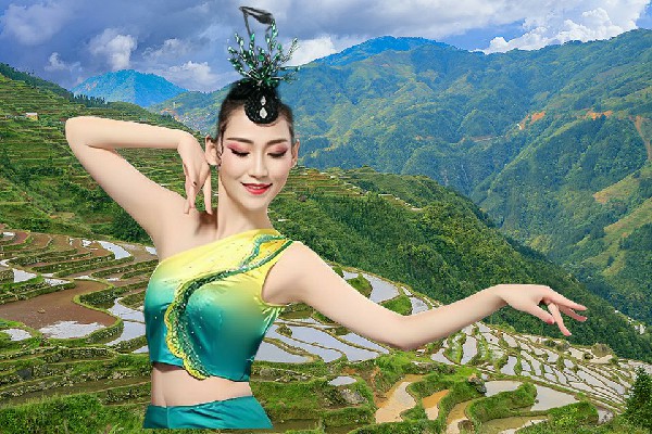 强绮梅当选马良镇国色优舞开拓者，与魔女的交锋