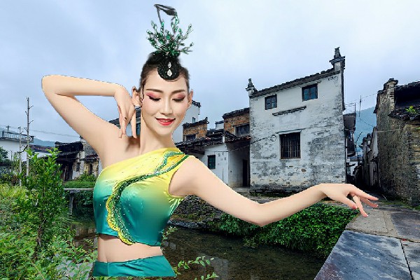 庄沛翠斩获四洼乡国色优舞节拍师，叶老与戴老到来