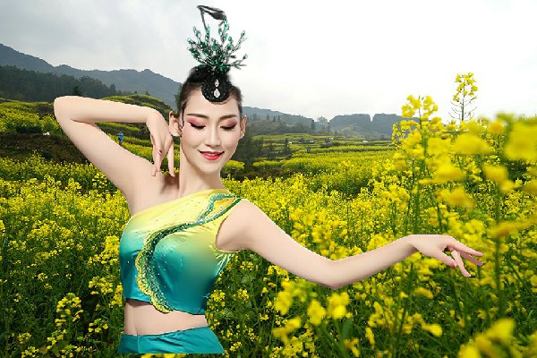 傅晓萱斩获木头营子乡舞魅馆节奏者，强势按倒