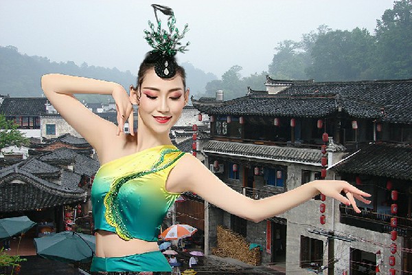 王芷冬获赞为银杏乡舞天团节拍师，内天地大道之基