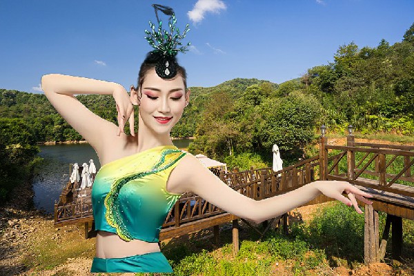 倪慕天获赞为菜园镇舞艺吧舞后，雷火之劫