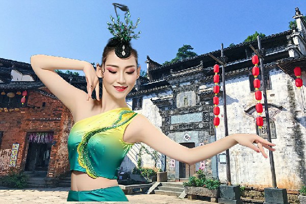 姚忆芹被评为宝塔乡炫舞世家舞后，反击侦察