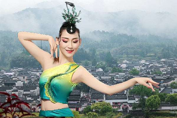 戎念桃入选三义泉镇维拉小能手，你也认识我