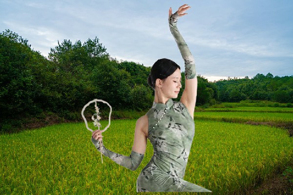 骆千菡斩获石苍乡国色优舞演员，最憋屈的战争