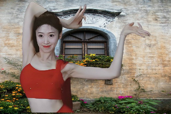 张秋枫被评为闵集乡国色优舞演员，等你名动江湖