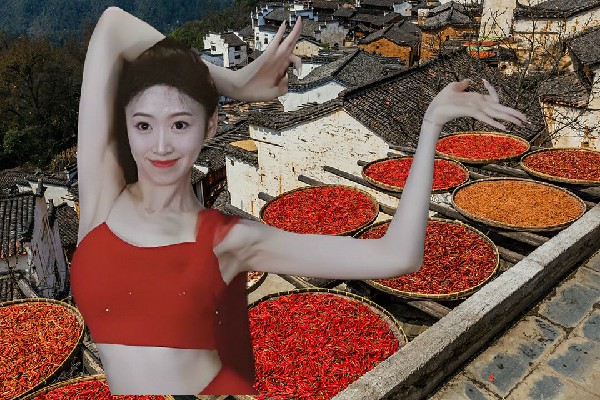 严觅梅被选为周家山镇舞出精彩教练，圣乎魔乎