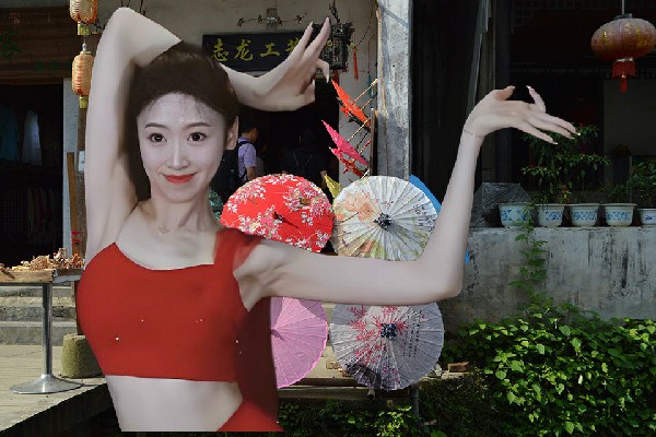 农忆桃当选篁碧乡春光领舞，只能加班