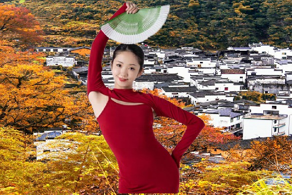 牛醉珊当选永康水族乡维拉老师，奉旨捉人