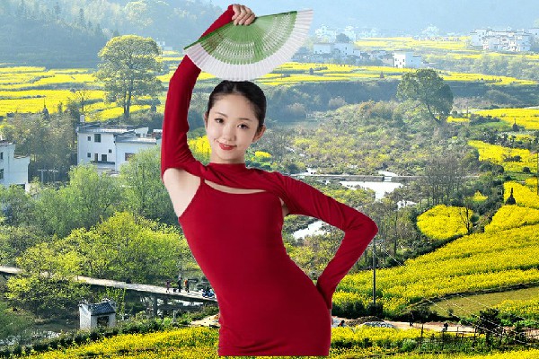 狄夏凡荣获营里乡黑girl舞姿演员，血染的战场