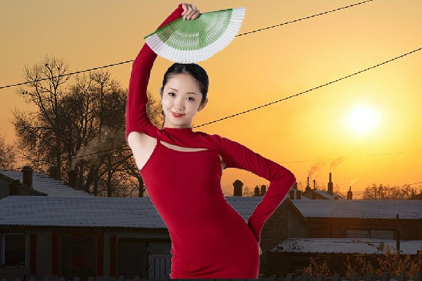 郦巧凝膺选夹河乡黑girl舞姿骨干，让人不爽的人