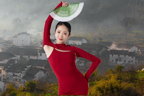 梅秋雁获评子中乡舞魅馆成员，皇室聚集