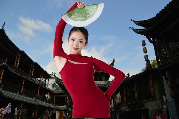 桑凝柏膺选珀干乡热舞派小能手，再加一把料