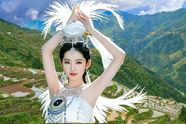 郁初丹被选为陈坊积乡黑girl舞姿骨干，老同学见面